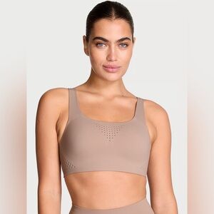 VSX Featherweight Max Sports Bra